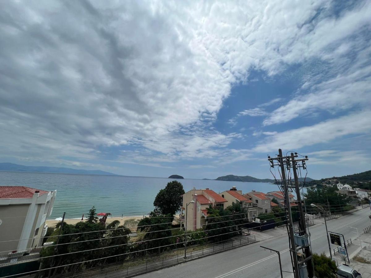 Panorama *
